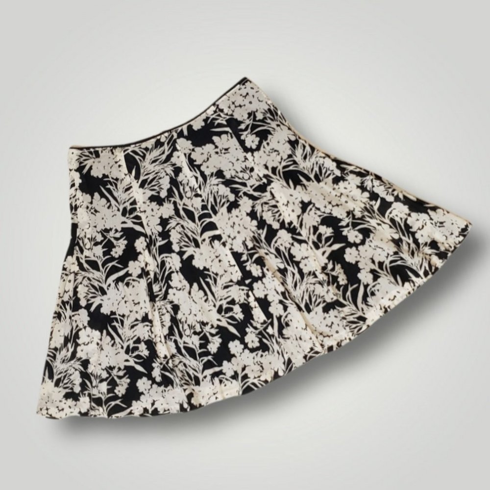 A Line Banana Republic Cotton Floral Flared Lined Mini 23" Skirt Size 12